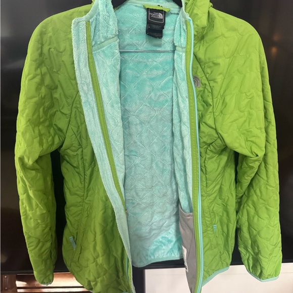 The North Face girls Green Jacket - Picture 11 of 11